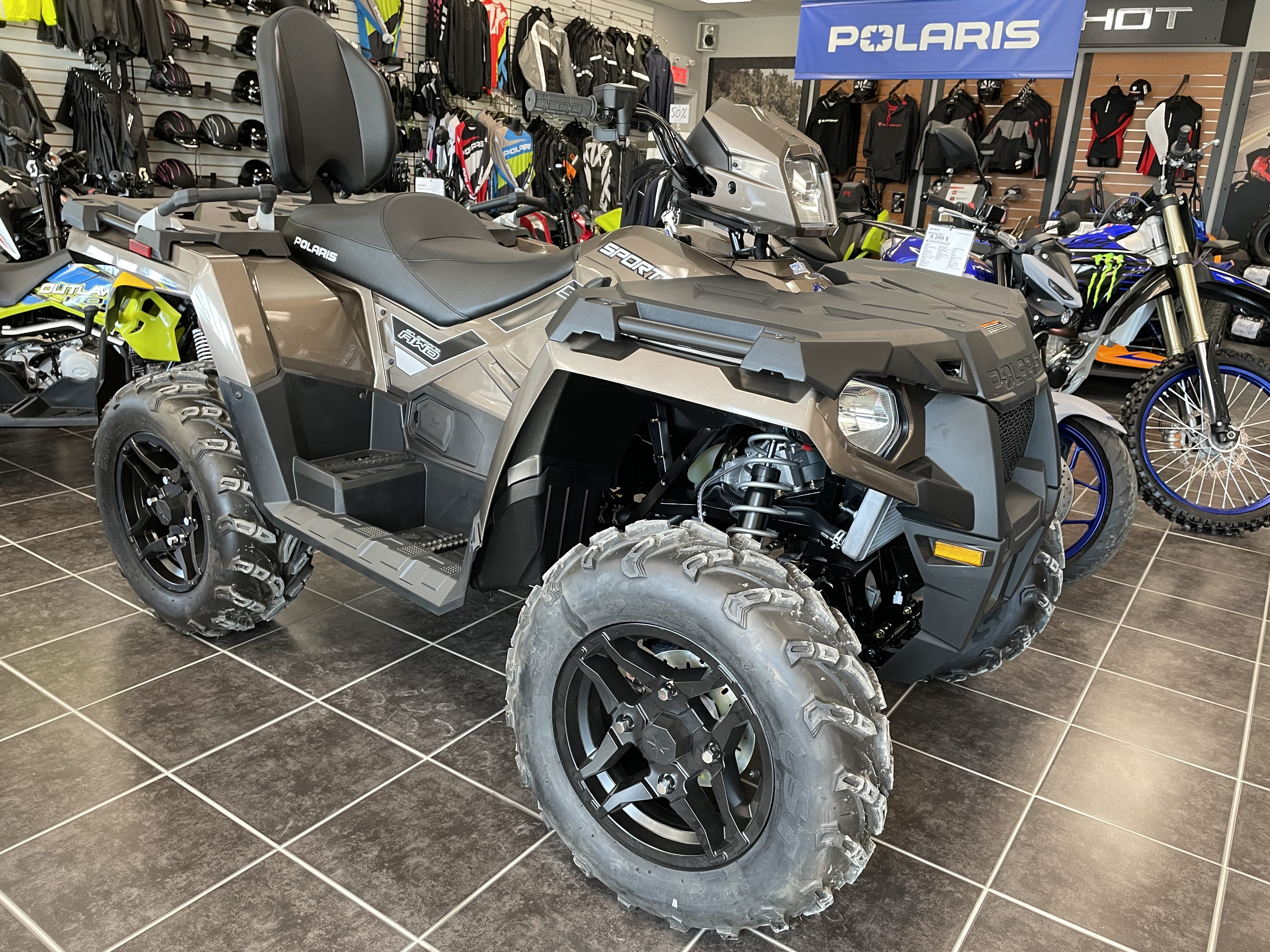 Boutique de la Moto à Matane 2022 POLARIS A22SJE57AX