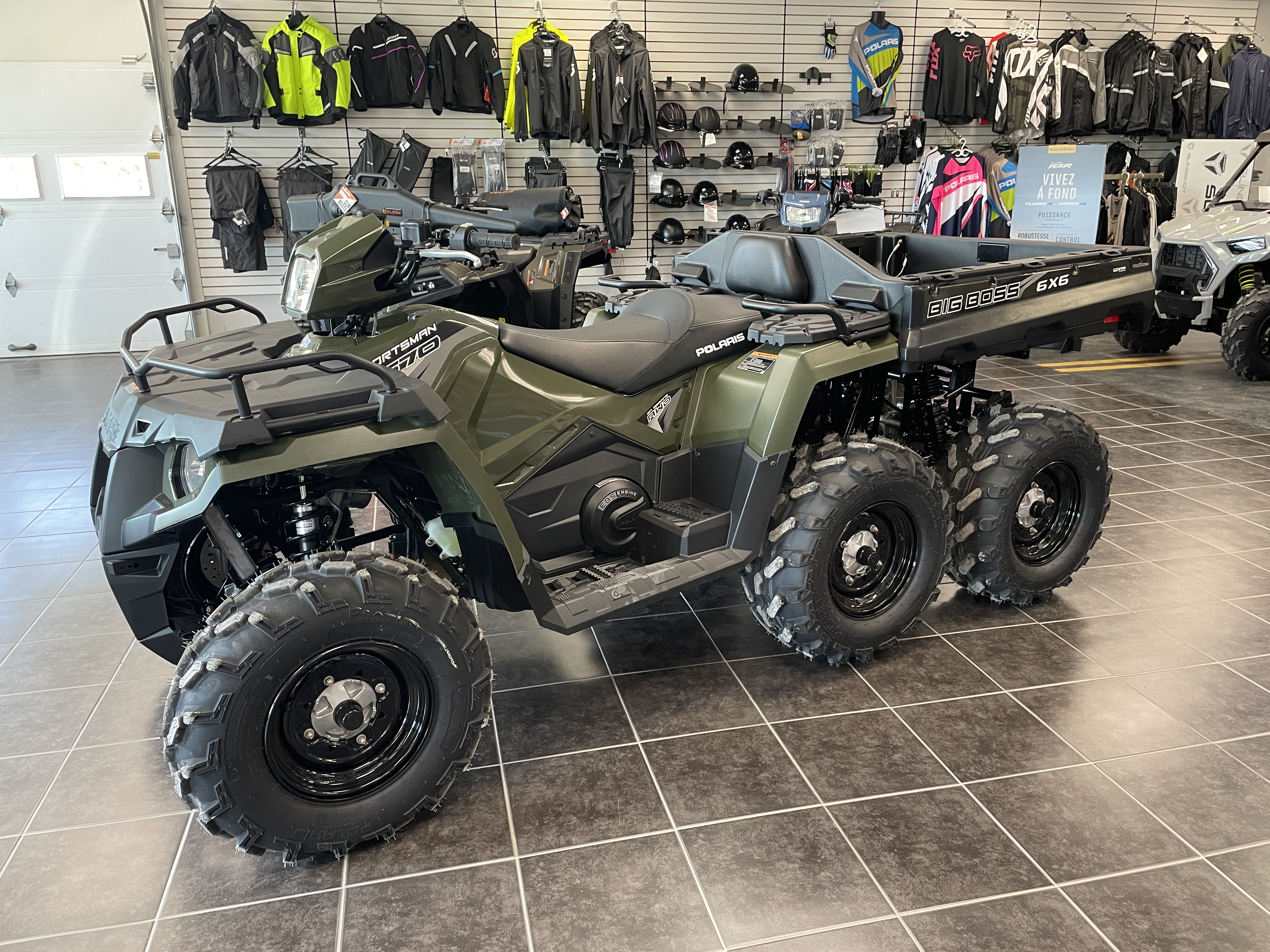 Boutique de la Moto à Matane 2022 POLARIS SPORTSMAN 6X6 570  - SAGE GREEN