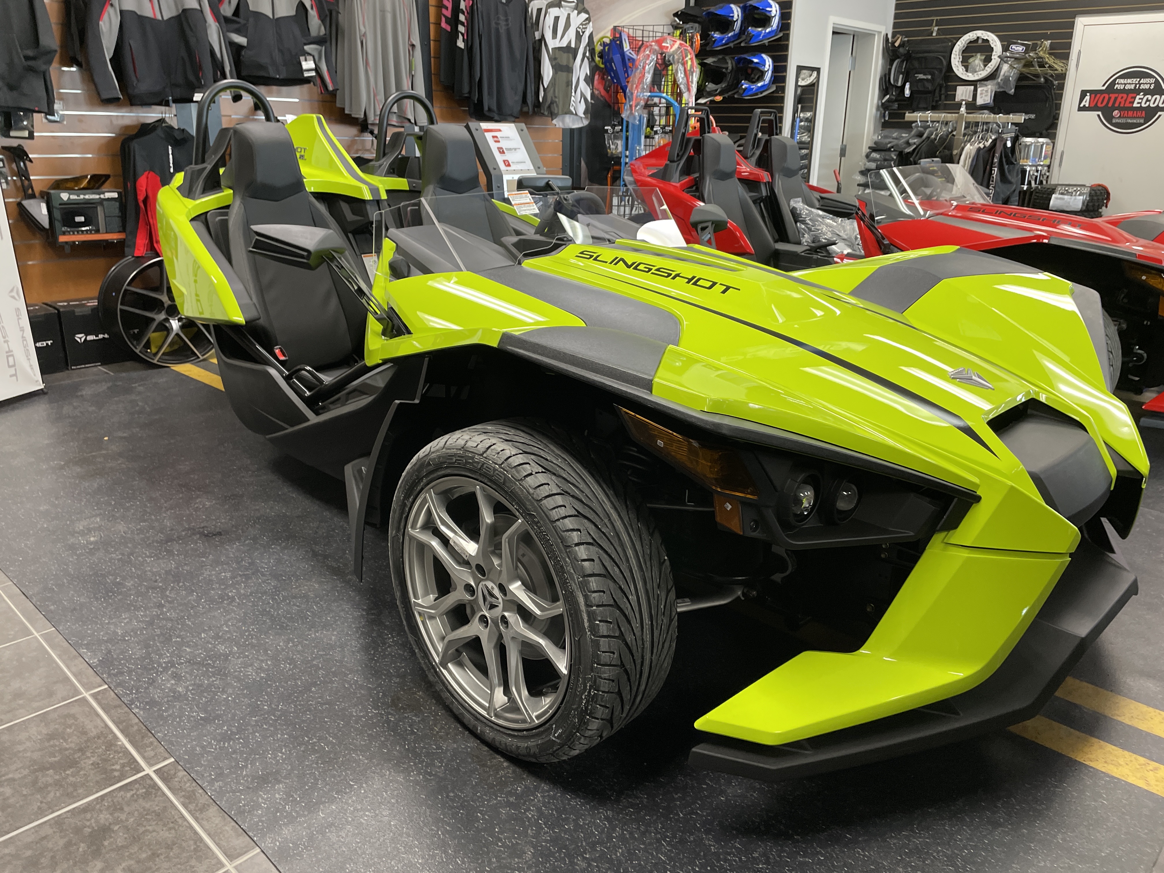 Boutique de la Moto à Matane 2023 POLARIS SLINGSHOT SL MANUAL